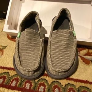 Boys SANUK slip on loafer style